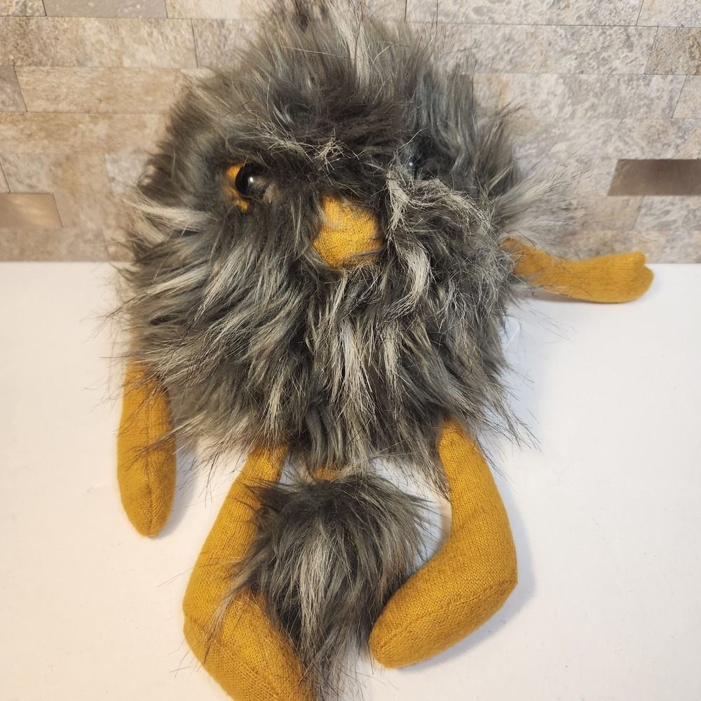 Jellycat London Monster Ball‎ Plush Shaggy Grey Mustard Yellow Knit Retired 8"